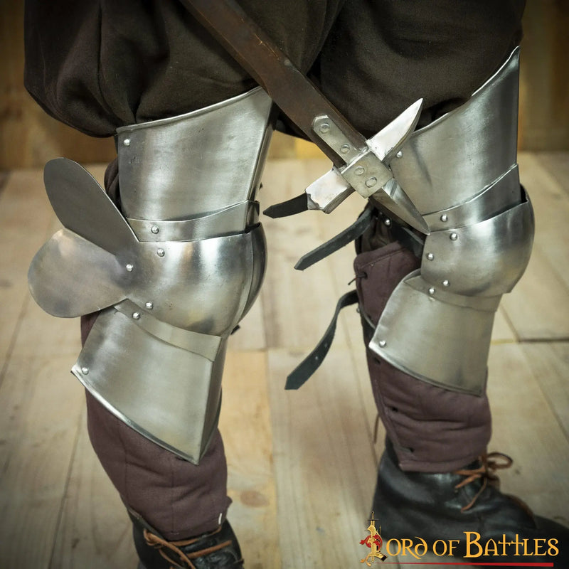 15th century poleyns, leg armor with roundels, 1.6 mm