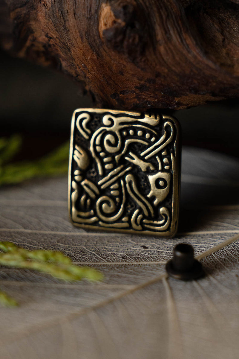 Riembeslag achteromkijkend beest