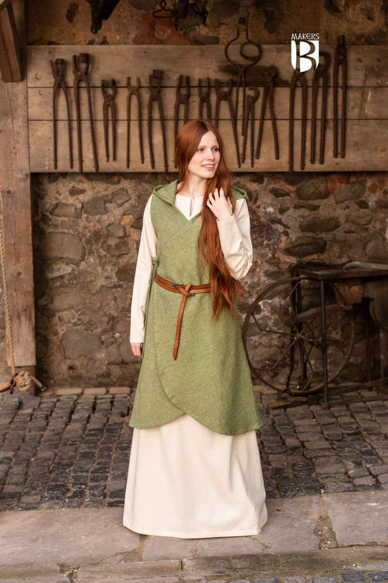 Suknia wierzchnia Runa, lipowa zieleń 