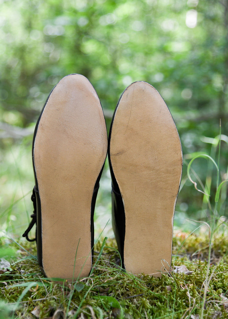 Botines, siglo XV, marrón 