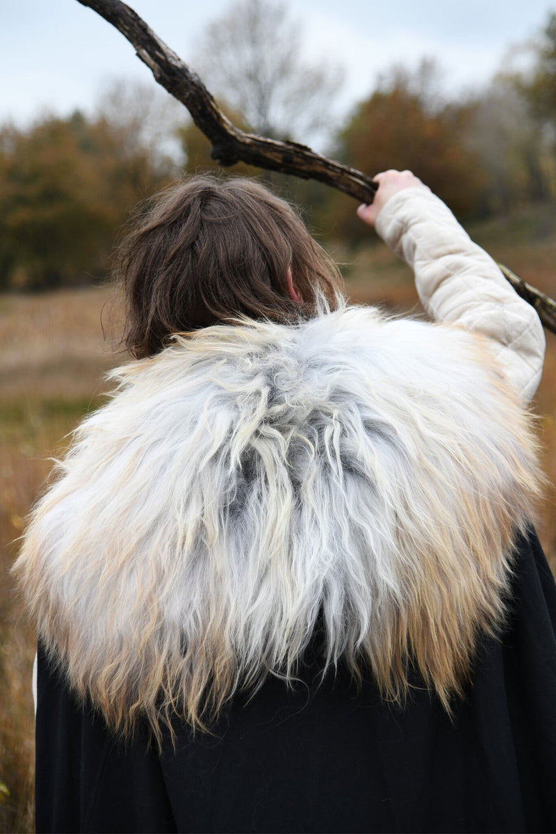 Fårskinn för axlar Bjorn, svart 