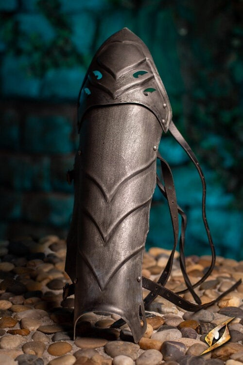 Dark Elven Eventide greaves, 1 mm