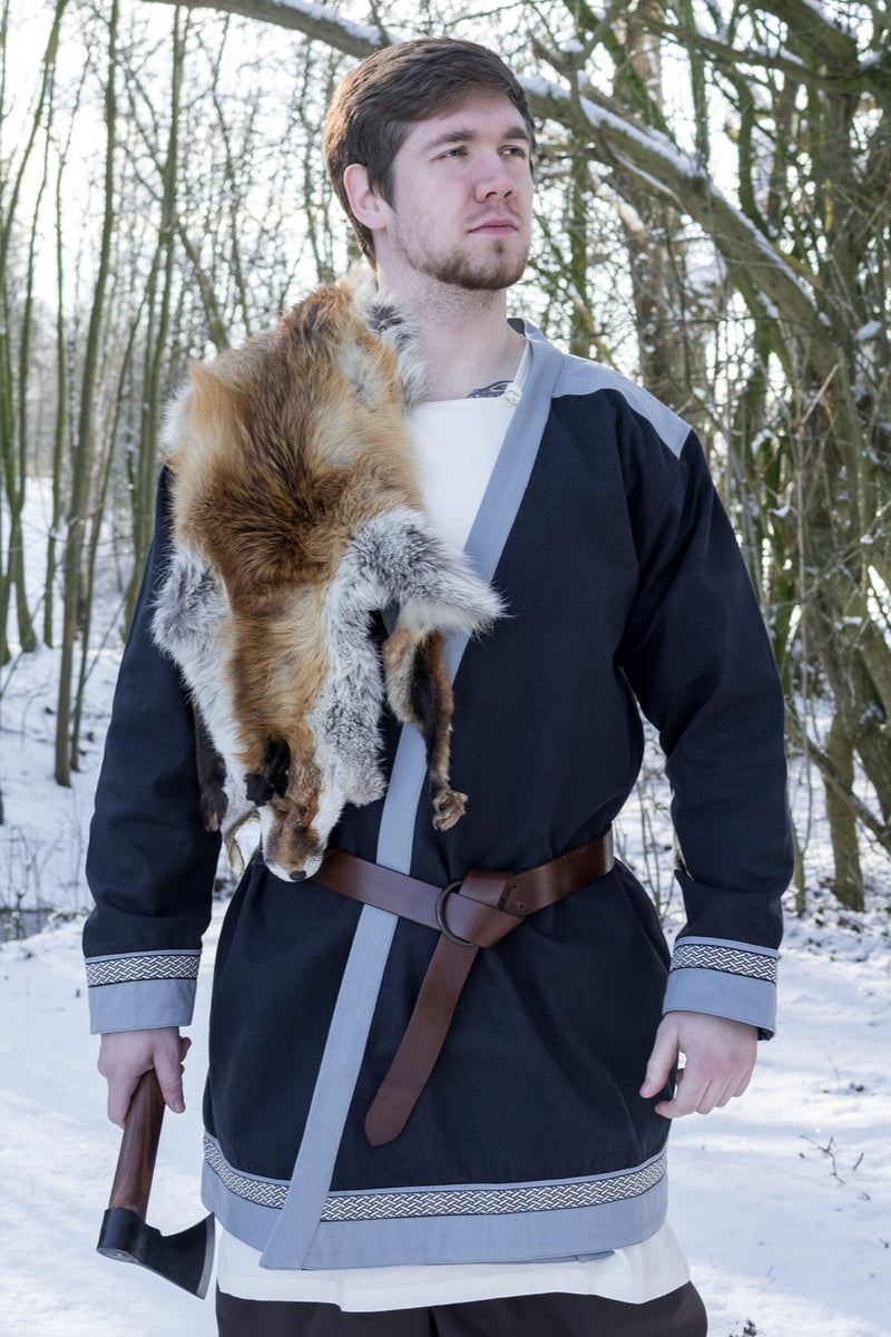 Vroegmiddeleeuwse kaftan Njord, blauw