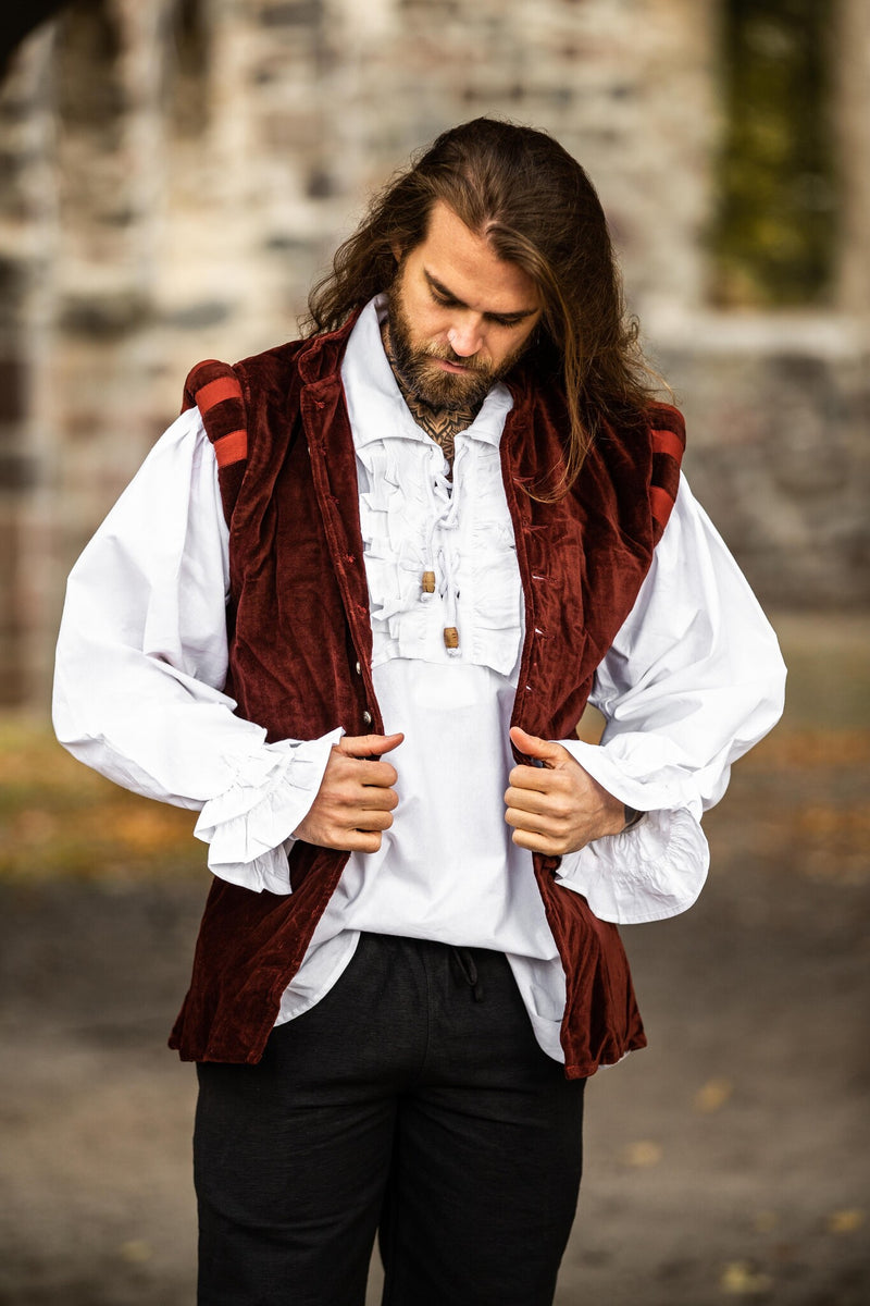 Fluwelen doublet met metalen knoopjes, rood