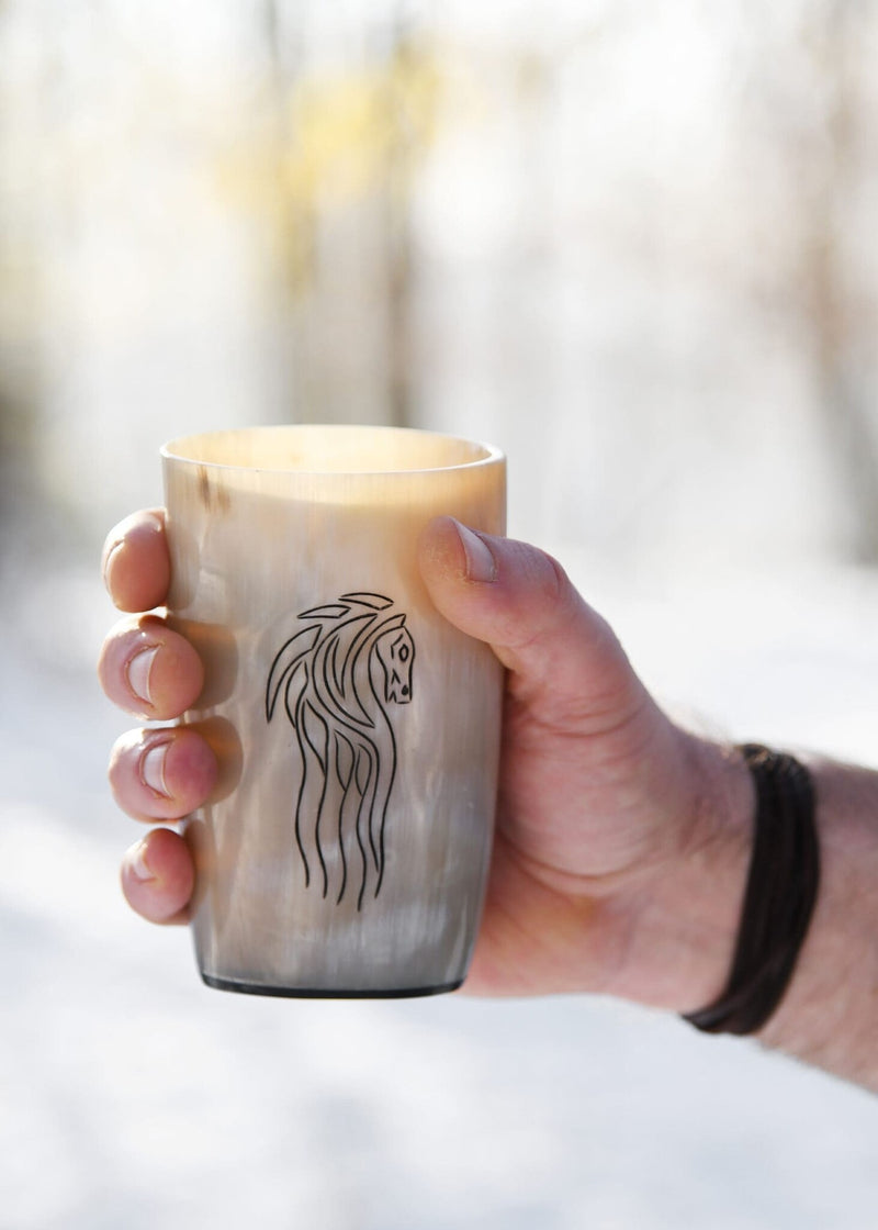 Horn drinking cup Epona, 100-200 ml