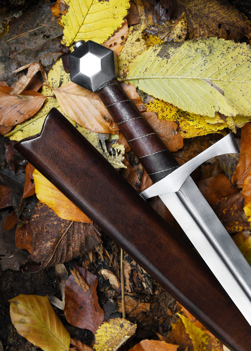 Dolk Munster, bot (battle-ready)