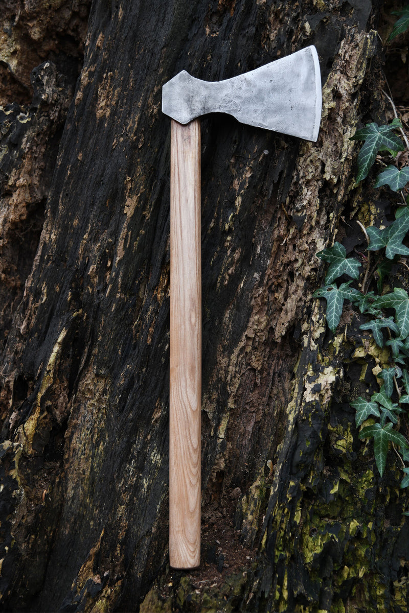 Vikingbijl, handgesmeed staal, type F, semi-scherp