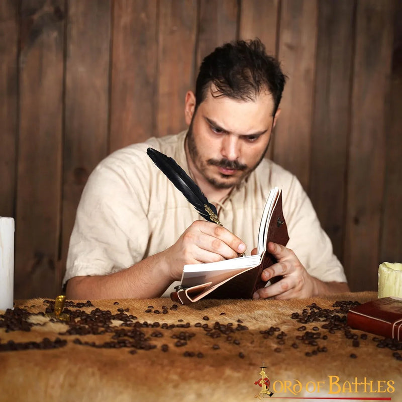 Leren boek Yggdrasil met slotje