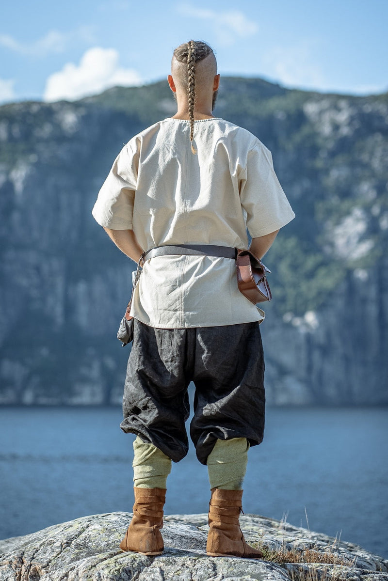 Tuniek Uhtred, crème