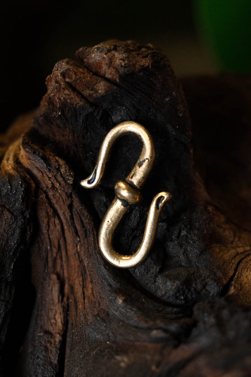 Jewelry hook, 2x1 cm, bronze