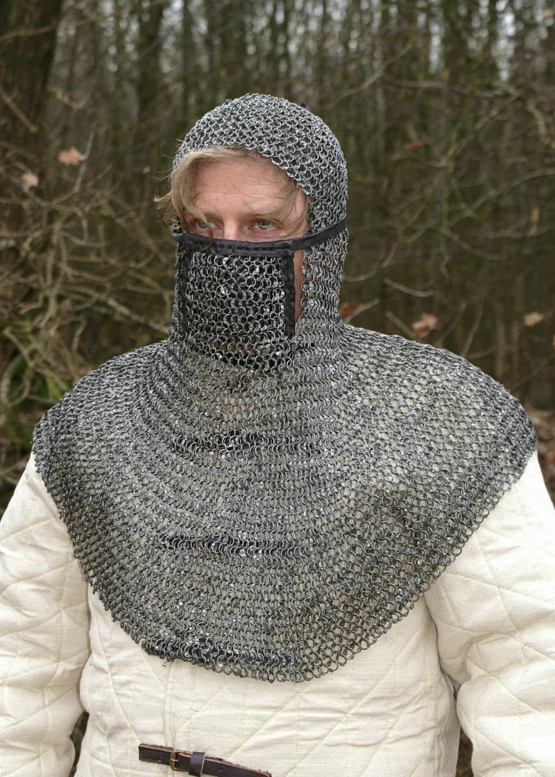 Maliën coif met vierkanten ventail, ronde ringen - ronde klinknagels, 8 mm