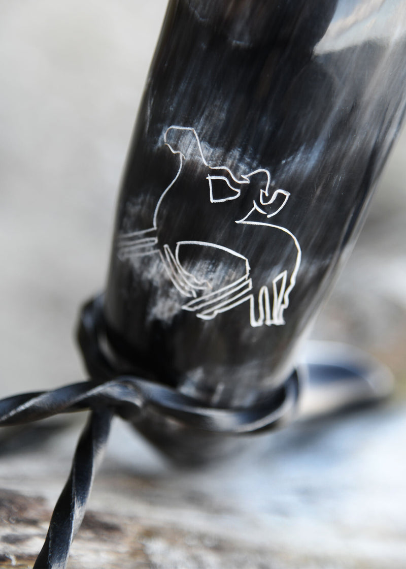 Drinkhoorn Odin met Sleipnir, 200-300 ml