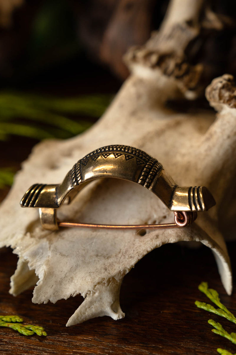 Vendel fibula, bronze