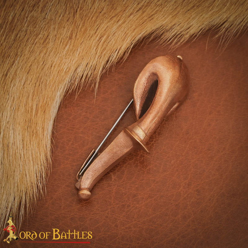 Trompetfibula (boogfibula) 1ste-4e eeuw, brons