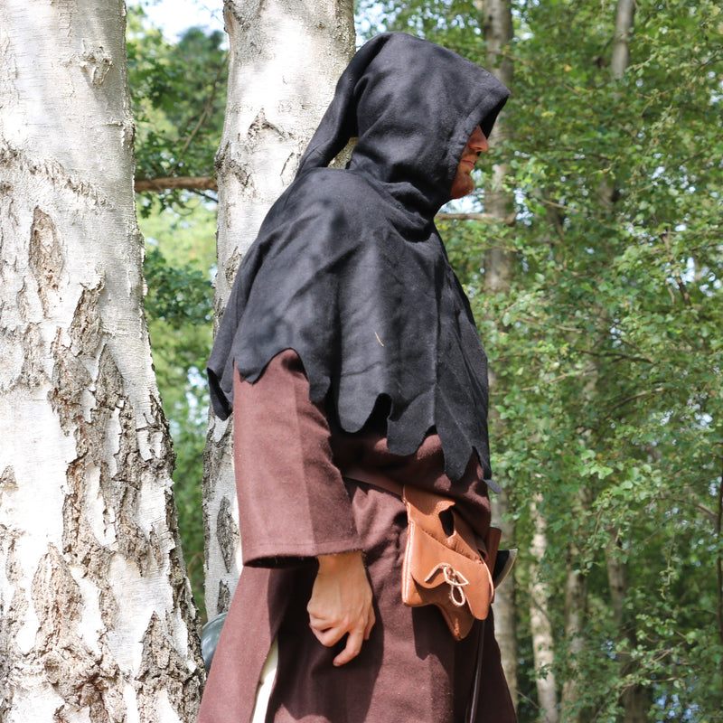 Woollen chaperon, black