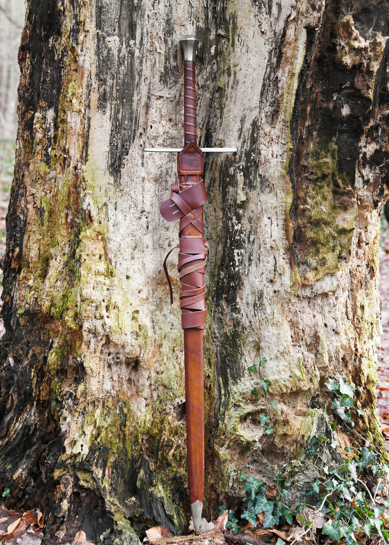 Tweehander met schede, bot (battle-ready)