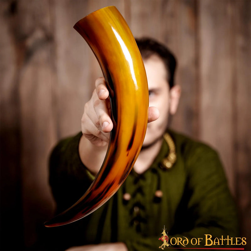 Magic drinking horn, 300-500 ml