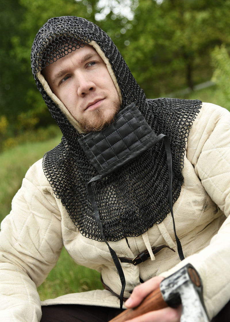 Maliën coif met vierkanten ventail, gebronsd, 8 mm