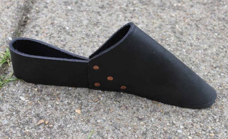 Leren zwaardhouder voor aan de riem