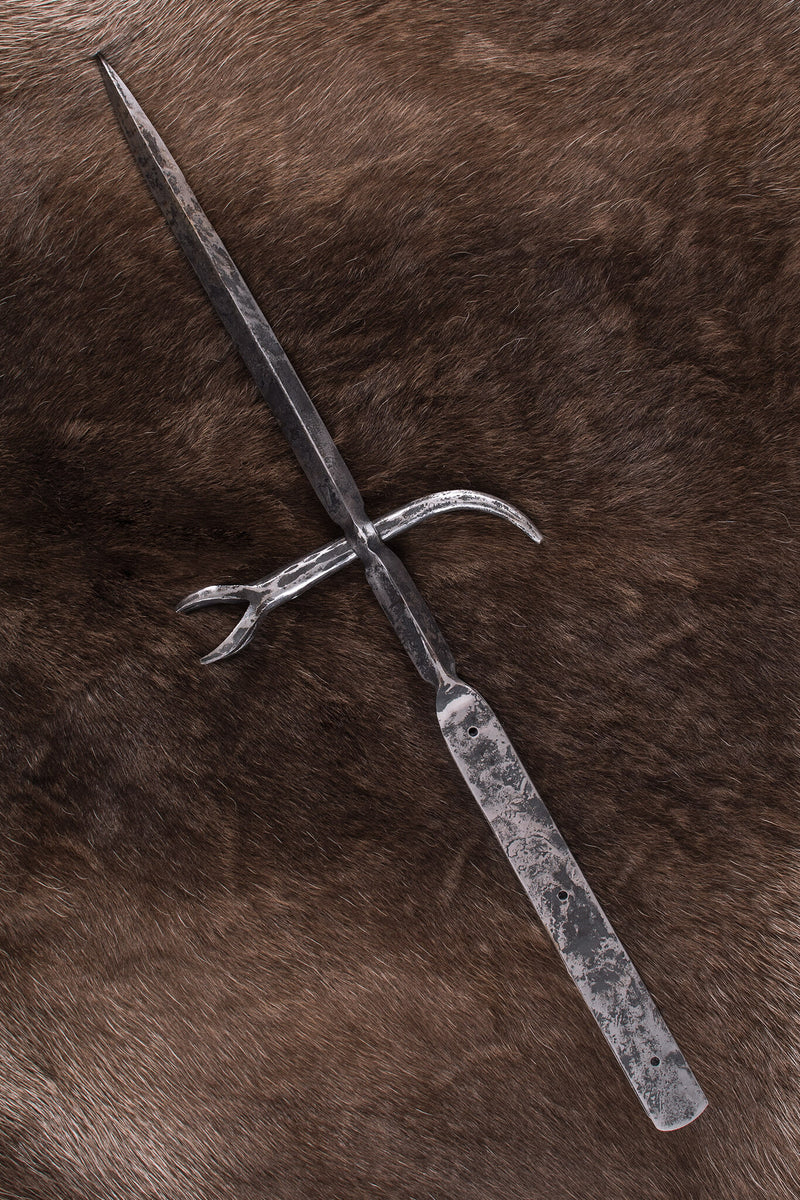 Lucernehamer, paalbijl, semi-scherp