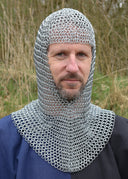 Maliën coif met driehoekige hals, verzinkt, 9 mm