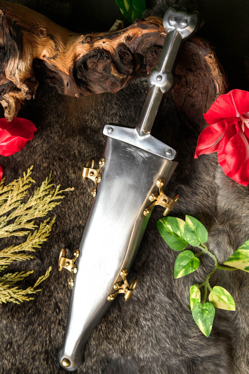 Pugio type 2, semi-scherp