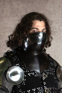 15e eeuwse bevor, gebronsd, 1.6 mm