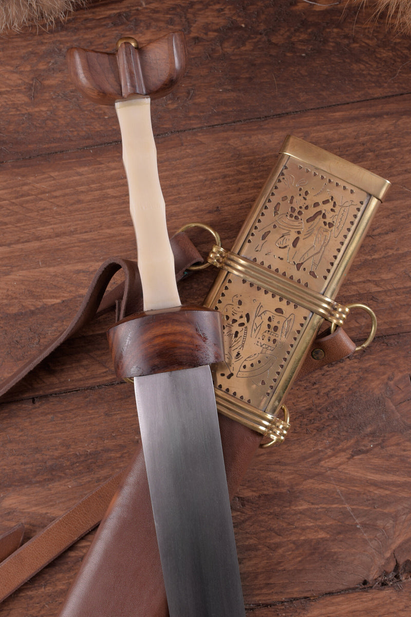 spatha germanico del IV secolo, semi-affilato 