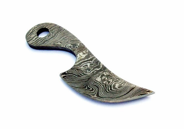Viking neck knife damascus, semi-sharp