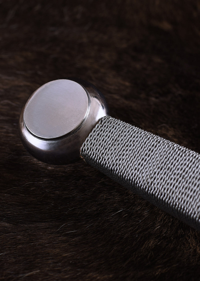 Middeleeuws zwaard met gebogen pareerstang, semi-scherp