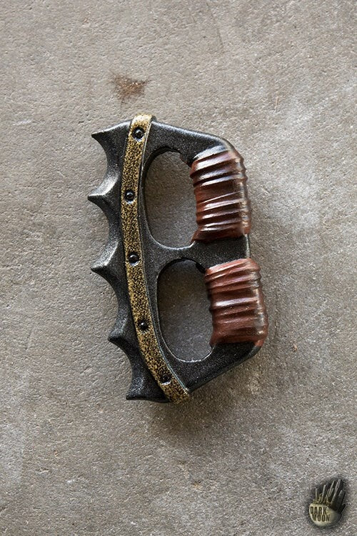 Kastanjett, Lajv vapen 