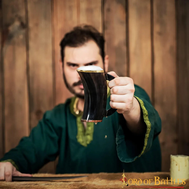 Luxe Viking mok met messing rand