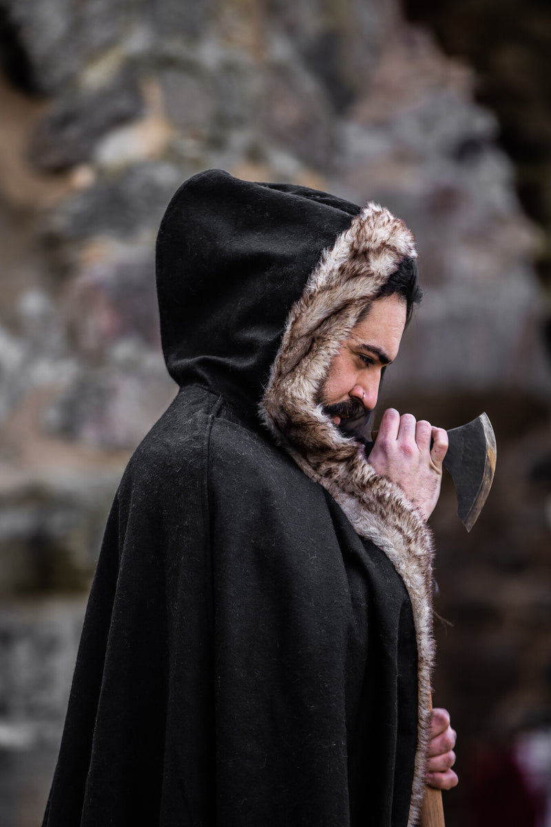 Vikingmantel Fjell, zwart, wolmix