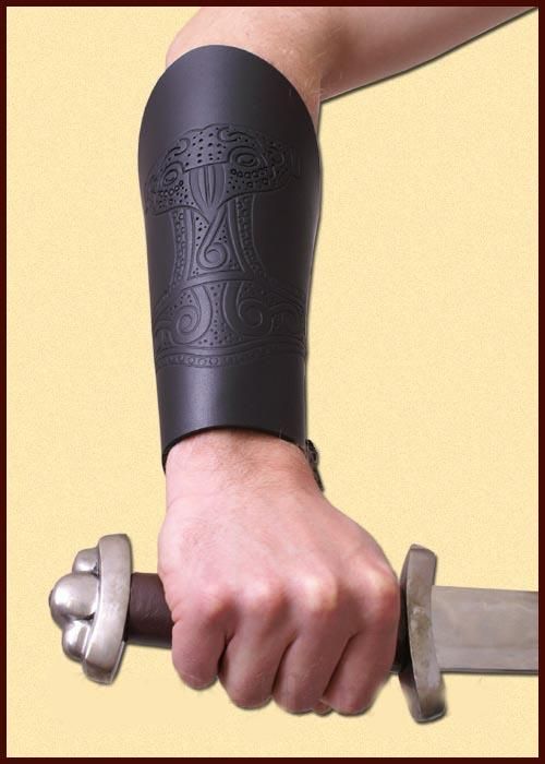Leren Viking bracers met Thorshamer