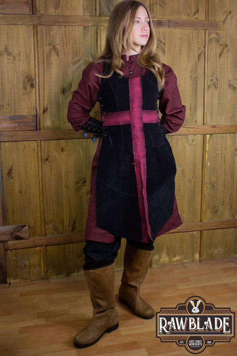 Cross Knight Tabard, Frau - schwarz/rot