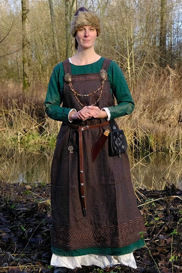 Hangeroc Alva, vissegraatmotief, bruin