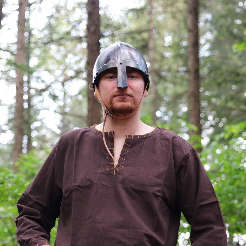 Tunica con orlo autentico, marrone scuro 