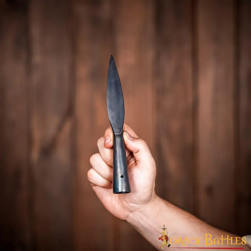 Vroeg-Middeleeuwse bladvormige speerpunt, gebronsd, semi-scherp