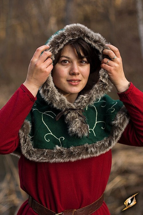 Hood with Bontrand Gisla, Green