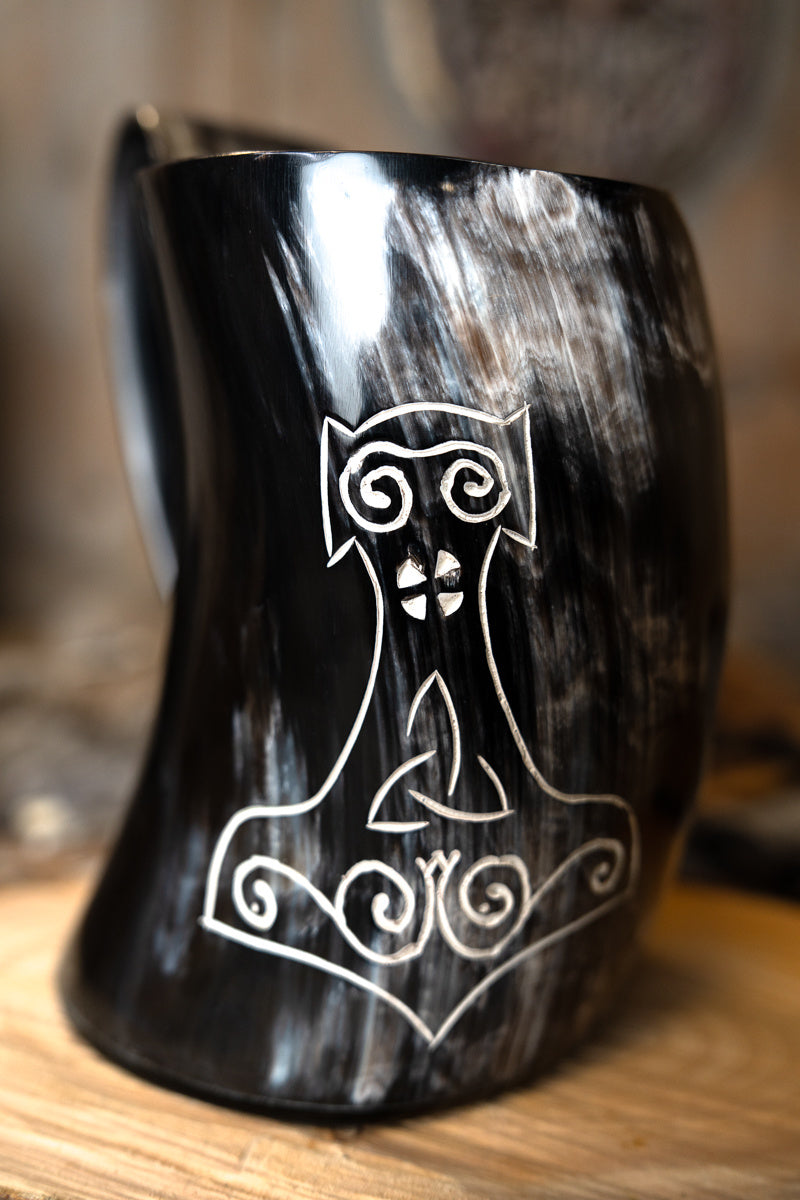 Viking drinkhoorn mok met Thorshamer, 500-650 ml