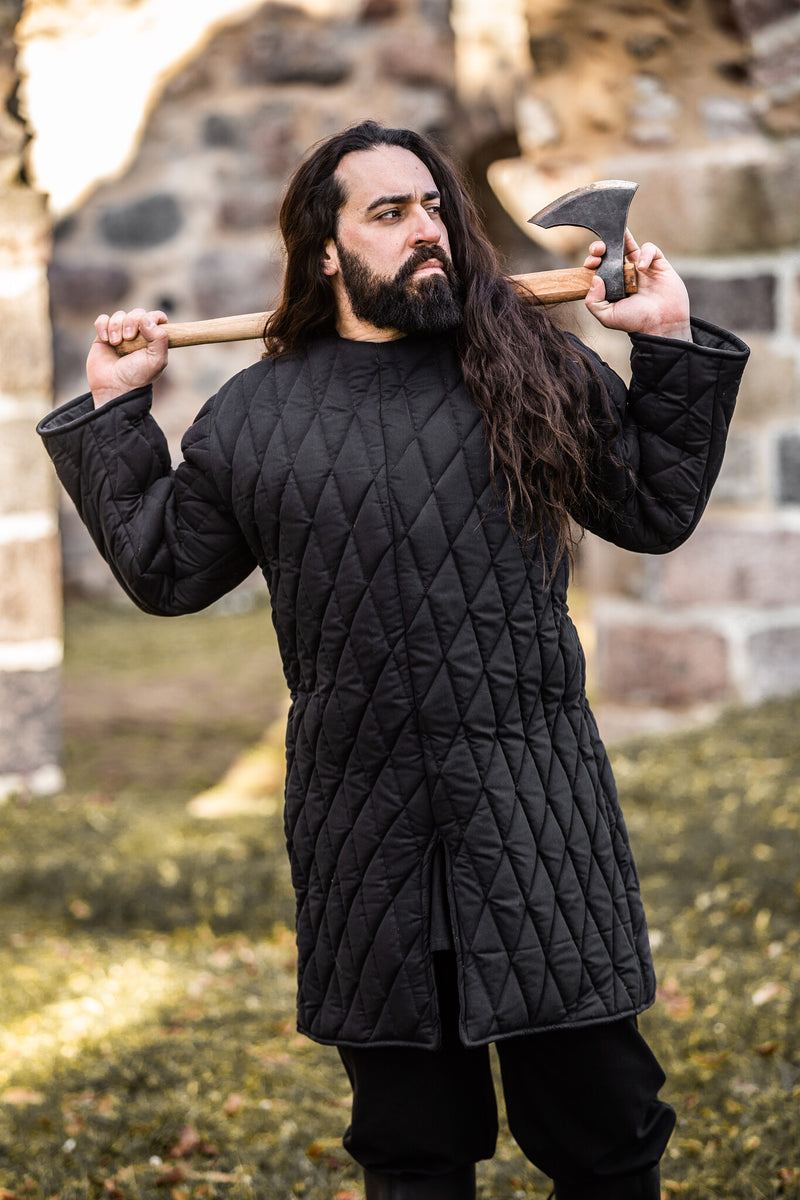 Middeleeuwse gambeson, zwart