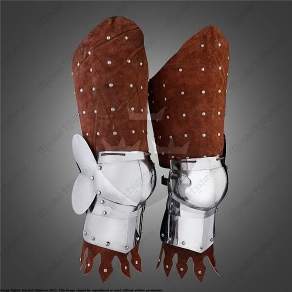 Leren cuisses 14e eeuws