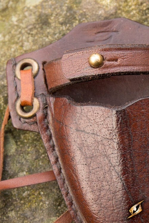 LARP Kunai mes met houder, bruin