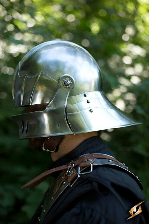 16e eeuwse sallet, 1-1.2 mm