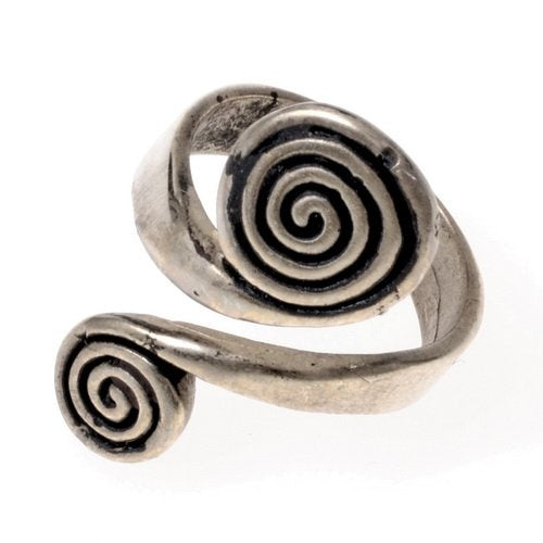 Keltische ring met spiralen, verzilverd brons