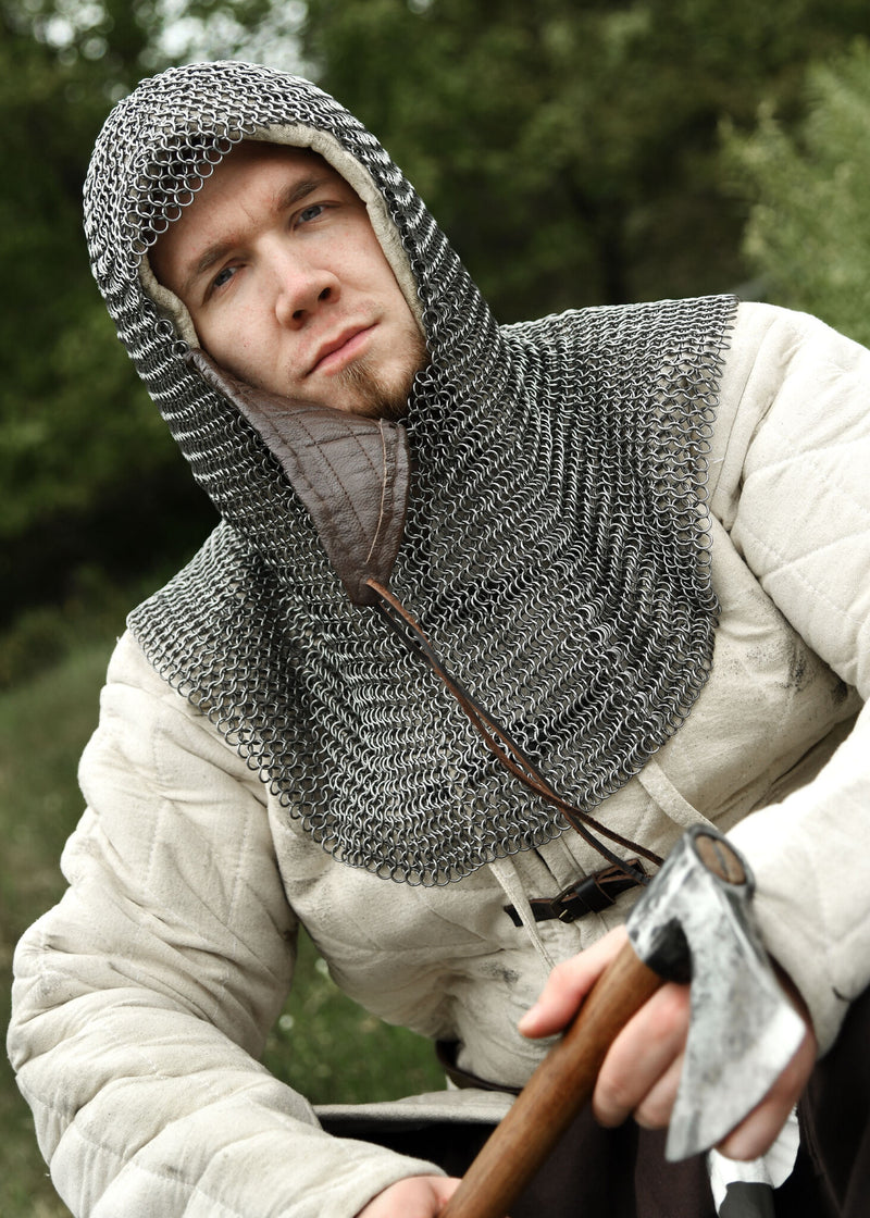 Maliënhaube mit dreieckigem Ventail, unbehandelt, 8 mm 