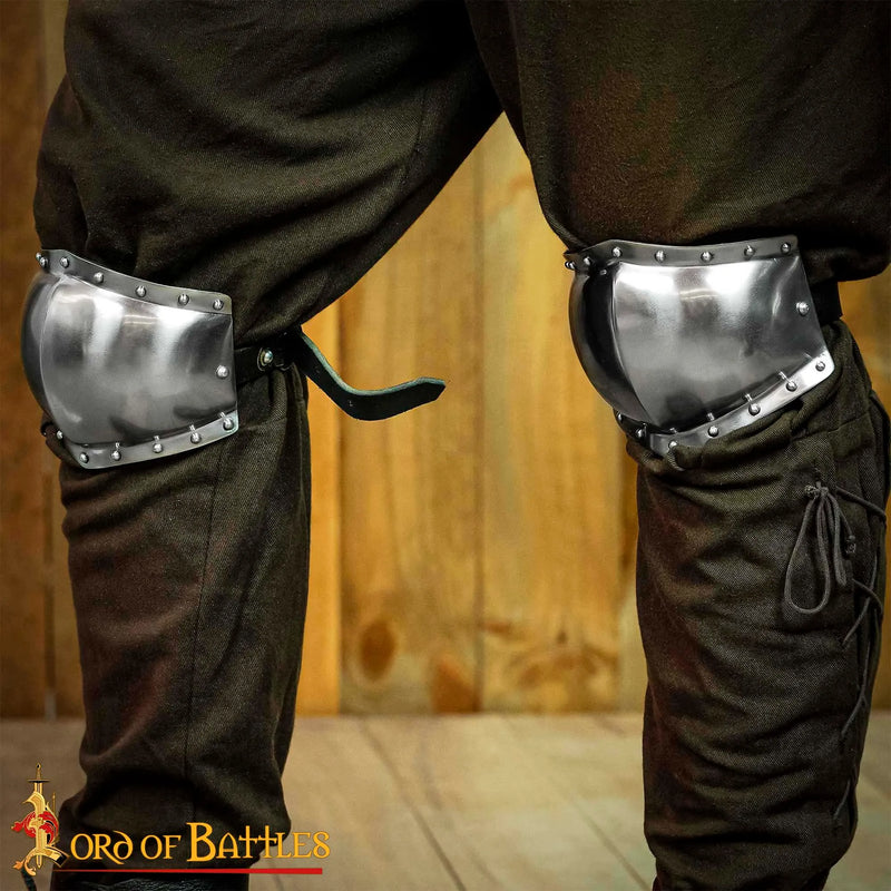 Mittelalterliche Poleyns 13.-14. Jahrhundert, 1,6 mm 