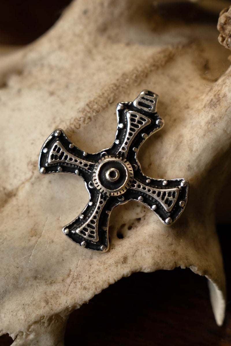 Cuthbert croix, bronze argenté 