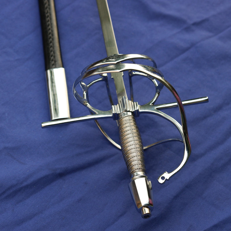 Rapier mit Leder Scheide, gehärtet, stumpf (battle-ready) 