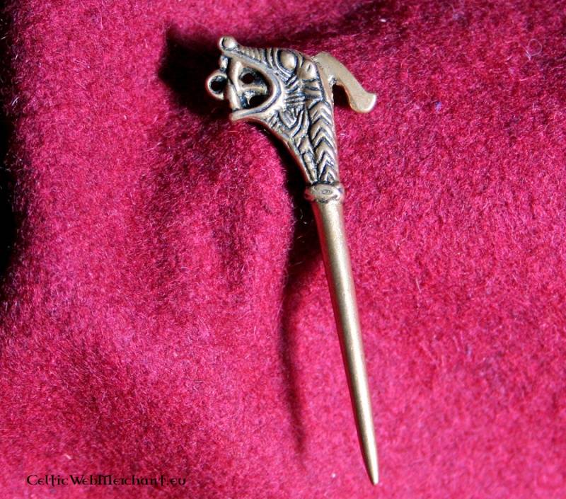 Haithabu kledingpin, messing